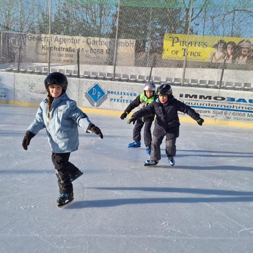 26-01-19 3b Eislaufen