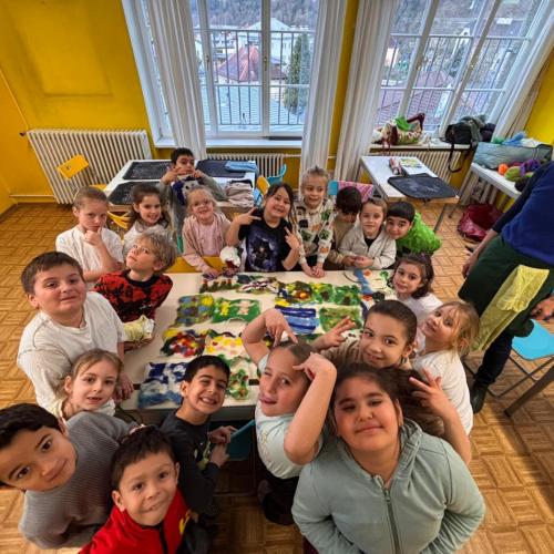 Die 1b Klasse und 2c Klasse filzen