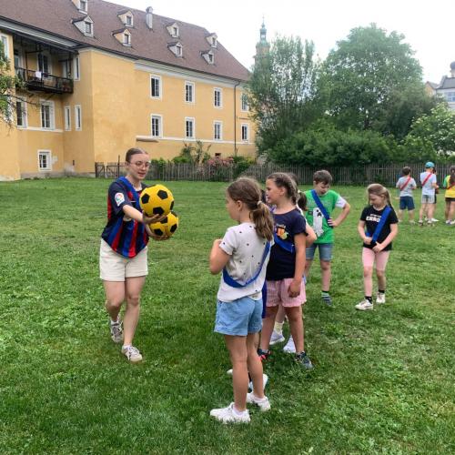 2026-05-30 Weltreise 2a Klasse